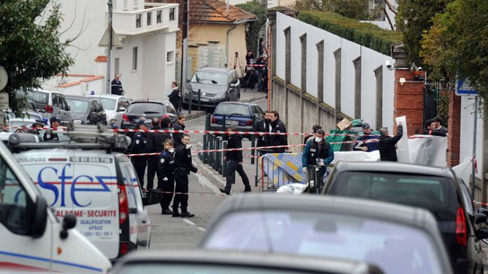 Informativo 24h - Varios muertos en un tiroteo en una escuela judía de Toulouse