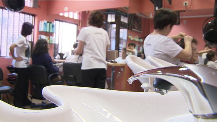 Telediario 1 - Eliminar trabas para abrir negocios