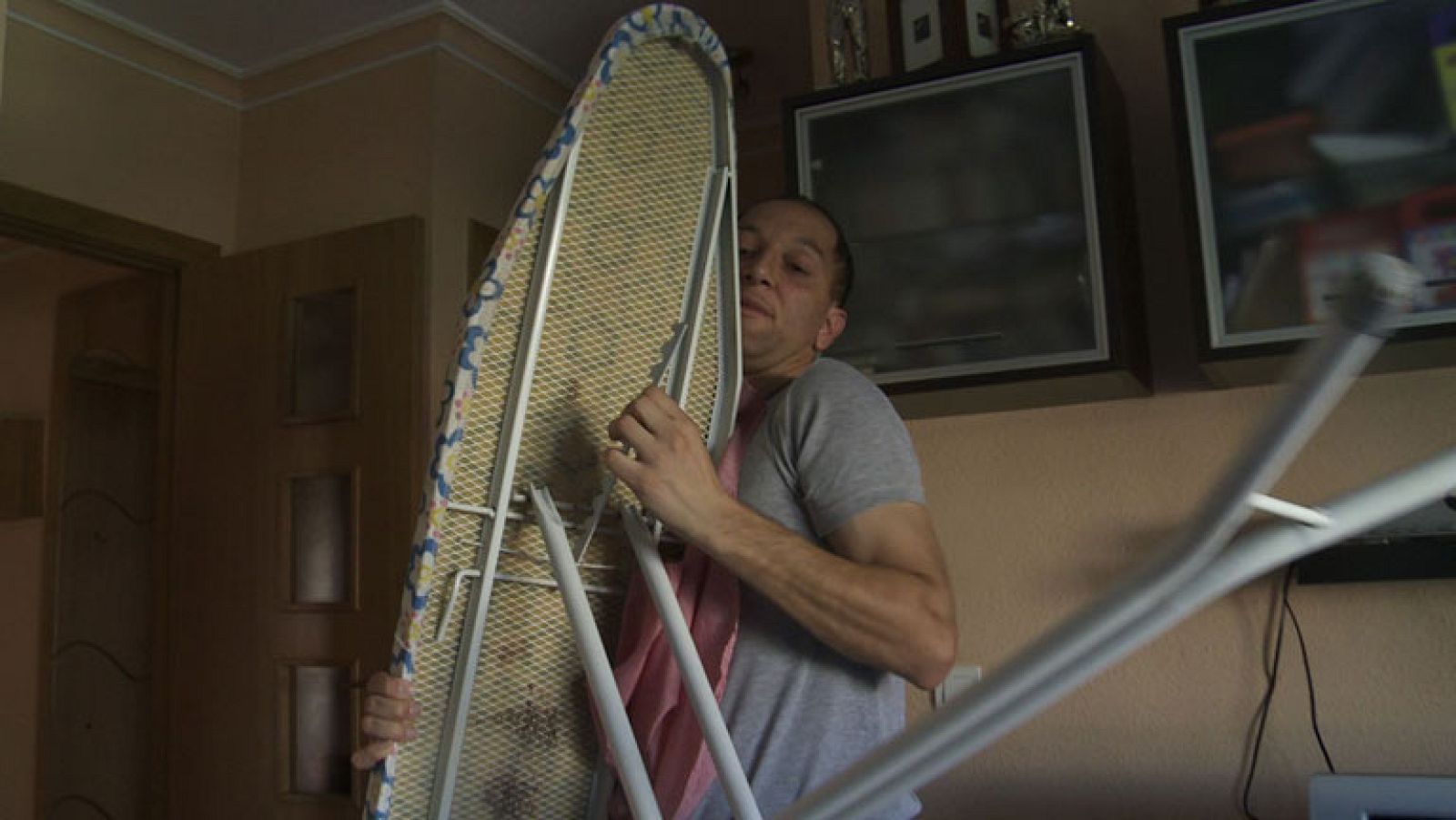 Convive - Capítulo 3 - Sesión de plancha