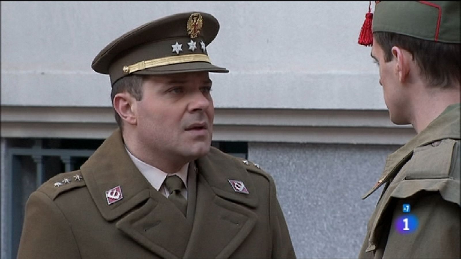 Amar en tiempos revueltos - T7 - Capítulo 137 - Olavide intenta que Alberto convenza a Eugenio de ingresar a Cecilia - Ver ahora