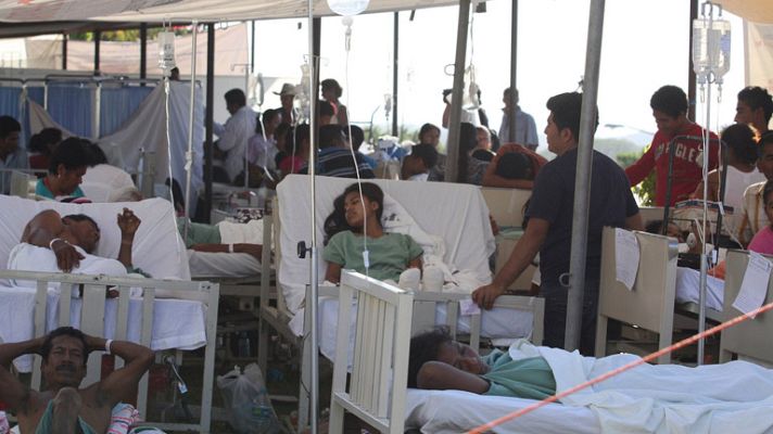 Telediario 1 - 11 heridos en el terremoto que sacudió México