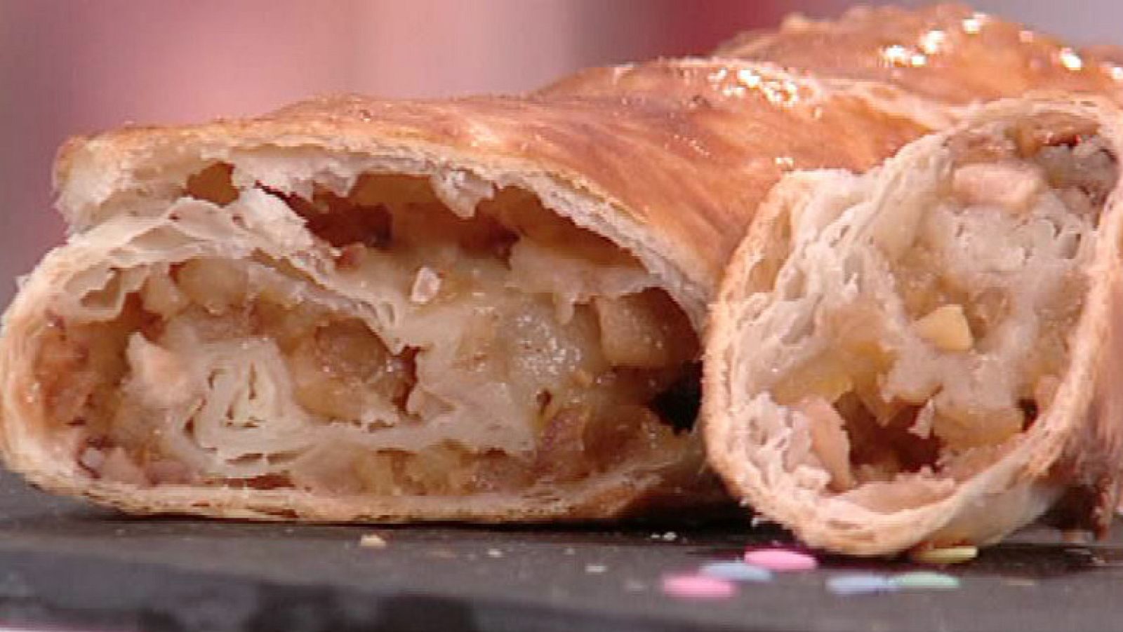 Brazo de hojaldre, frutos secos, manzana y pera (21/03/2012)