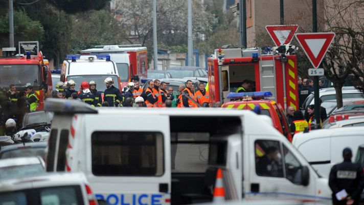 Telediario 1 - Cerco policial en Toulouse