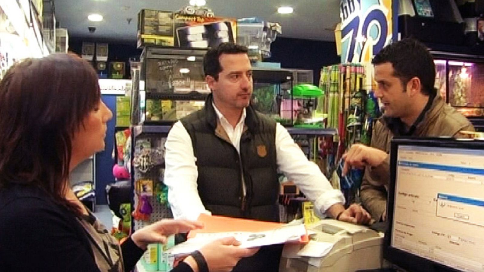 Comando Actualidad - Sobradamente preparados - Periodista. Trabajo en una tienda de mascotas