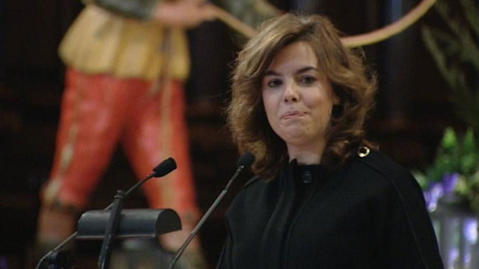 Soraya Sáenz de Santa María da  el pregón de Semana Santa en Valladolid
