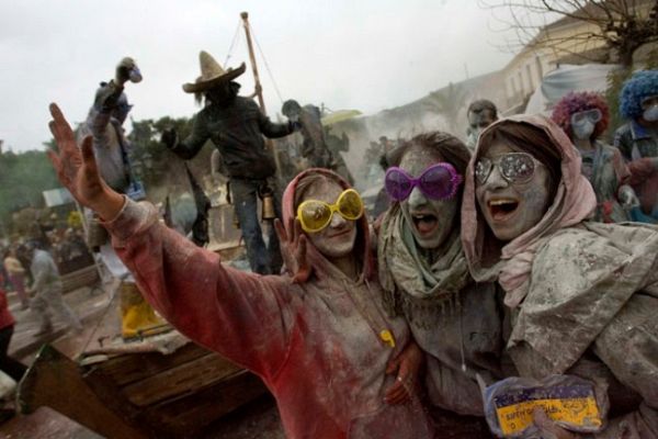 On Off - On Off: Los enfarinats helenos