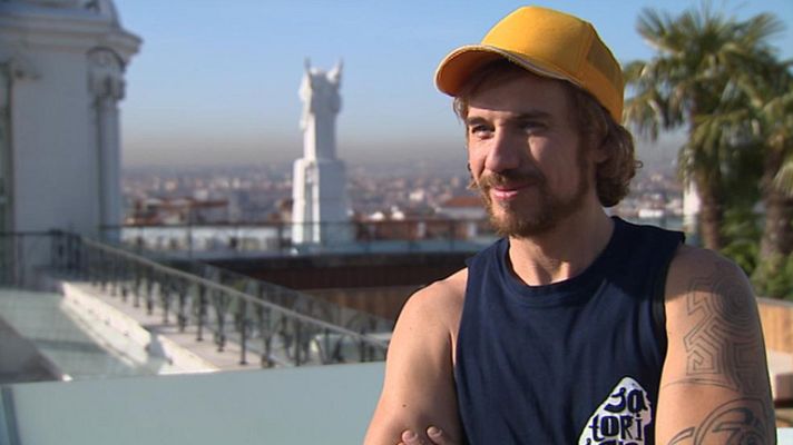 Telediario 1 - Publicaciones del músico Macaco