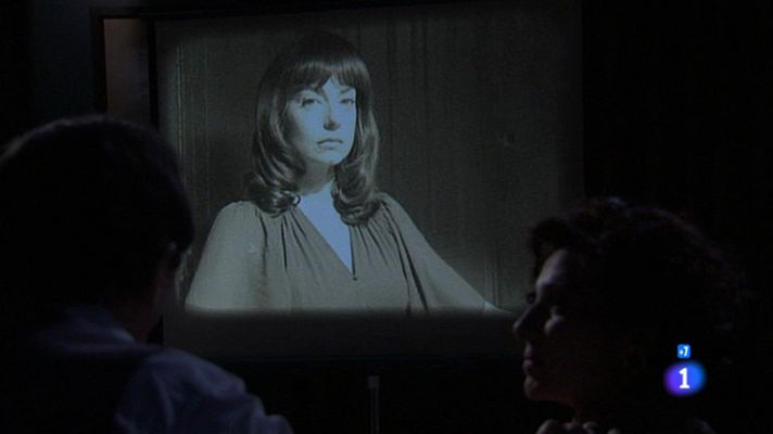 Amar en tiempos revueltos - El turbio pasado de Rocío