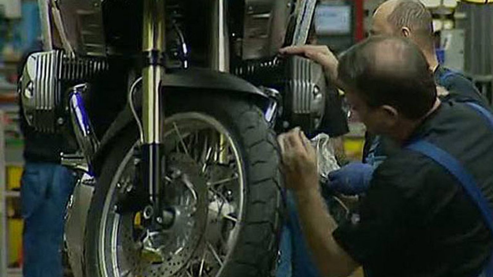 España vuelve a decrecer