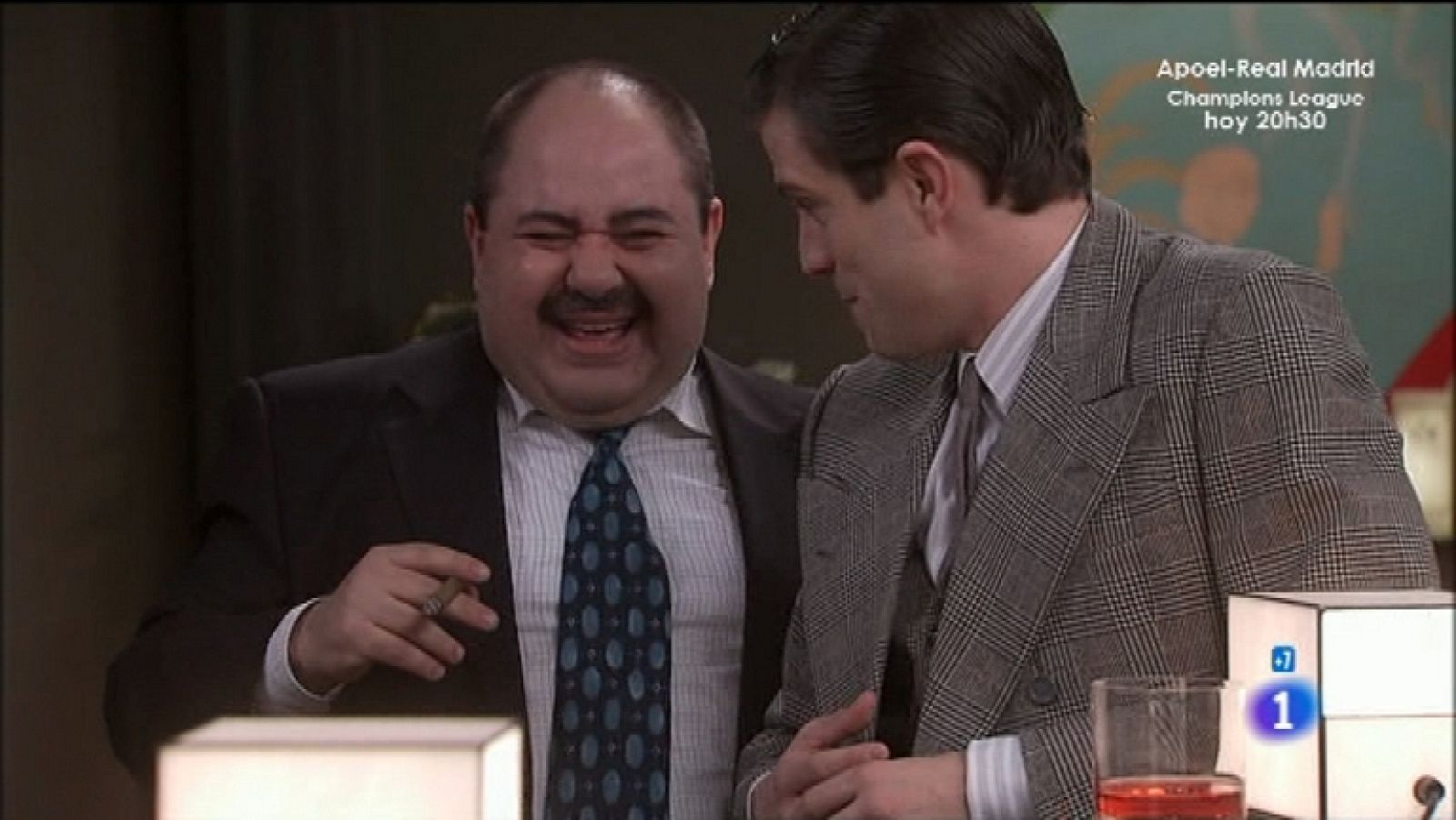 Amar en tiempos revueltos - T7 - Capítulo 142 - Aconsejado por Rocío, Olavide sugiere a Cecilia posponer la boda - Ver ahora