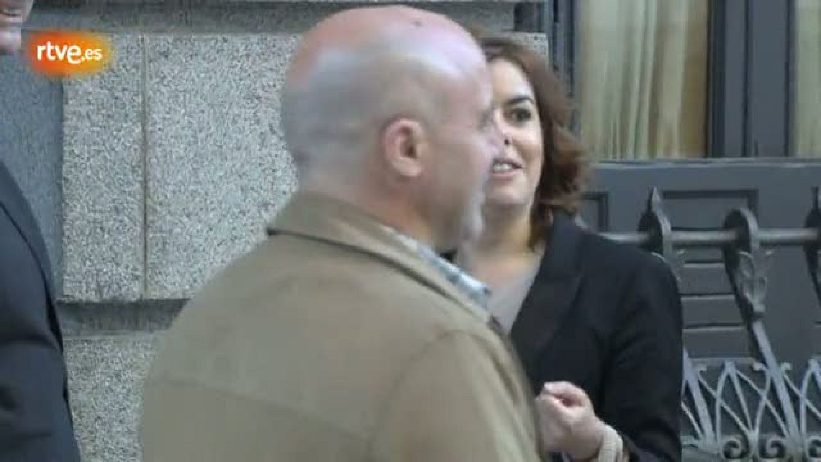 Llegada de Sáenz de Santamaría al Congreso | Ver