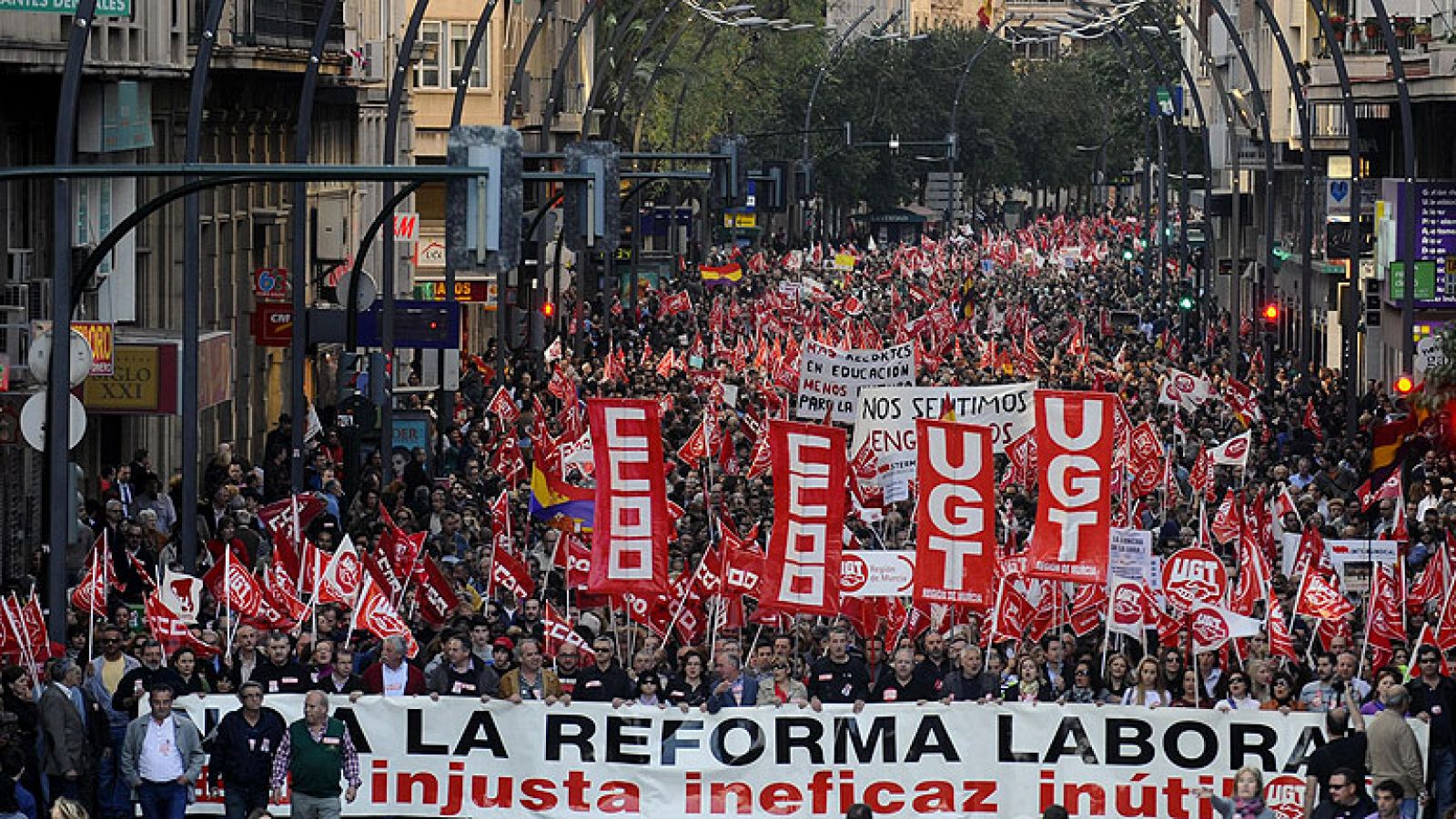 Telediario Matinal en cuatro minutos - 30/03/12