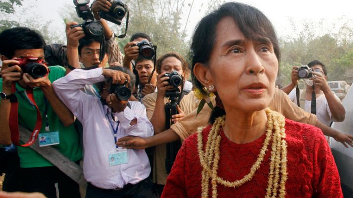 Telediario 1 - Escaño histórico en las elecciones