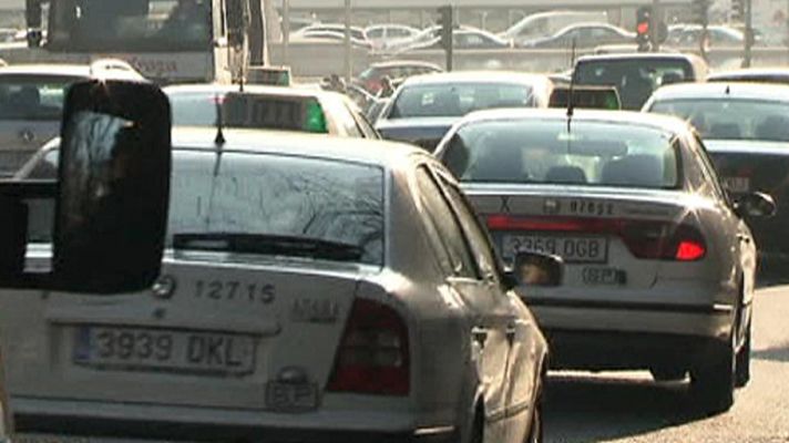 Telediario 1 - Alquilar un coche