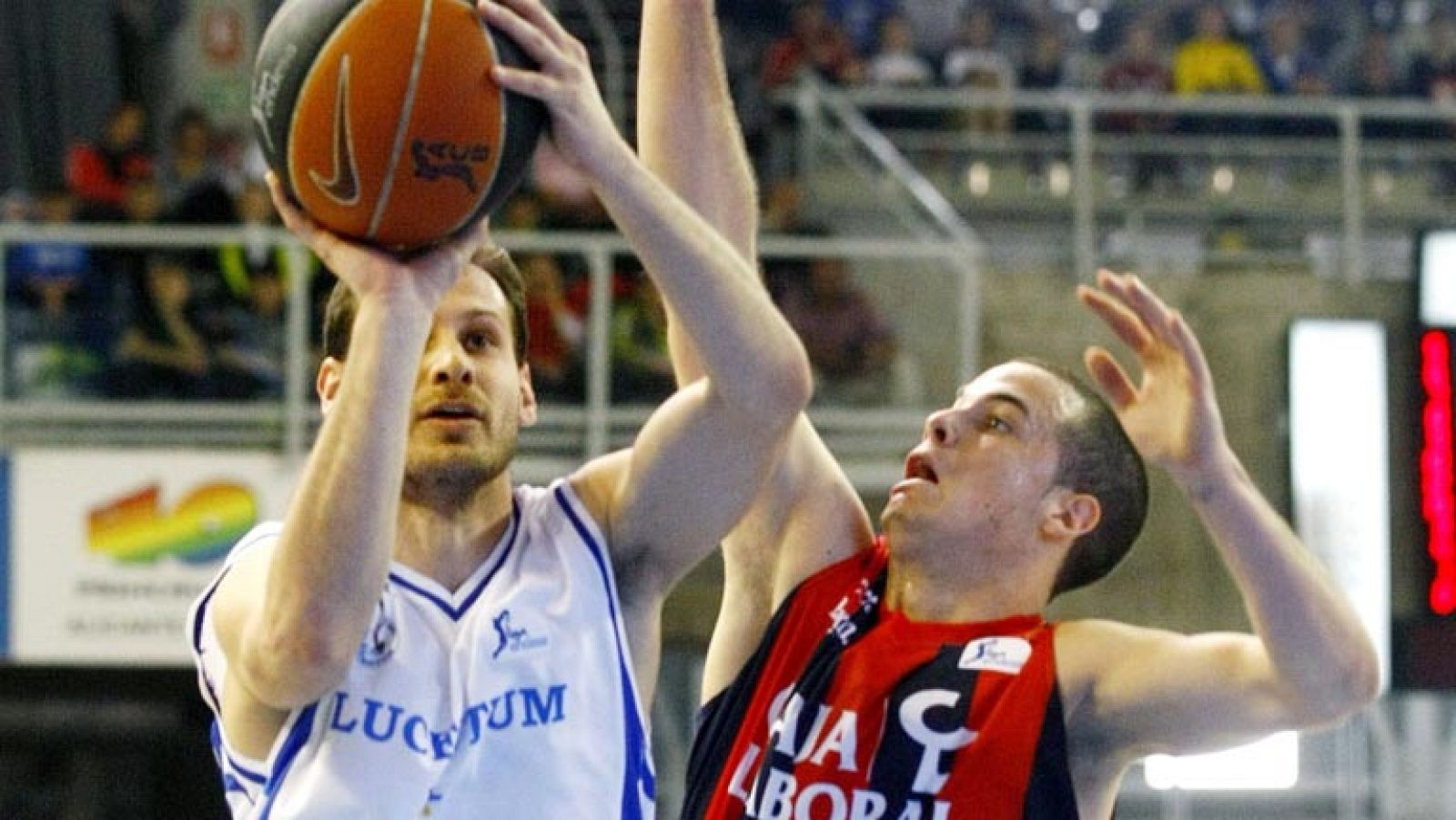Repasa las tres mejores jugadas de la jornada en la Liga Endesa de baloncesto. Es el 3-2-1 de la ACB.
