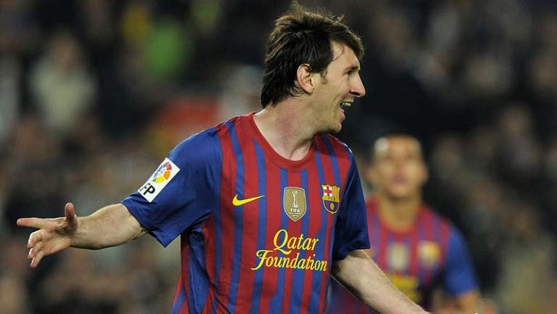 El delantero argentino del FC Barcelona Lionel Messi ha marcado el primer gol de su equipo ante el Milan de penalti, en el minuto 10 de juego (1-0). De esta manera, Messi logra su 50º tanto en la competición de Champions League.