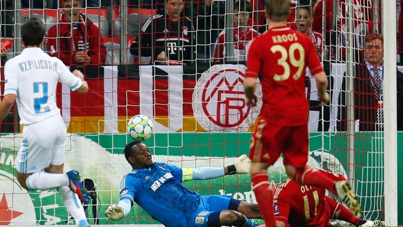 Olic allana el camino del Bayern (1-0)