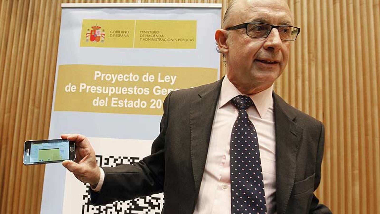 Montoro señala la necesidad urgente de financiar el déficit público