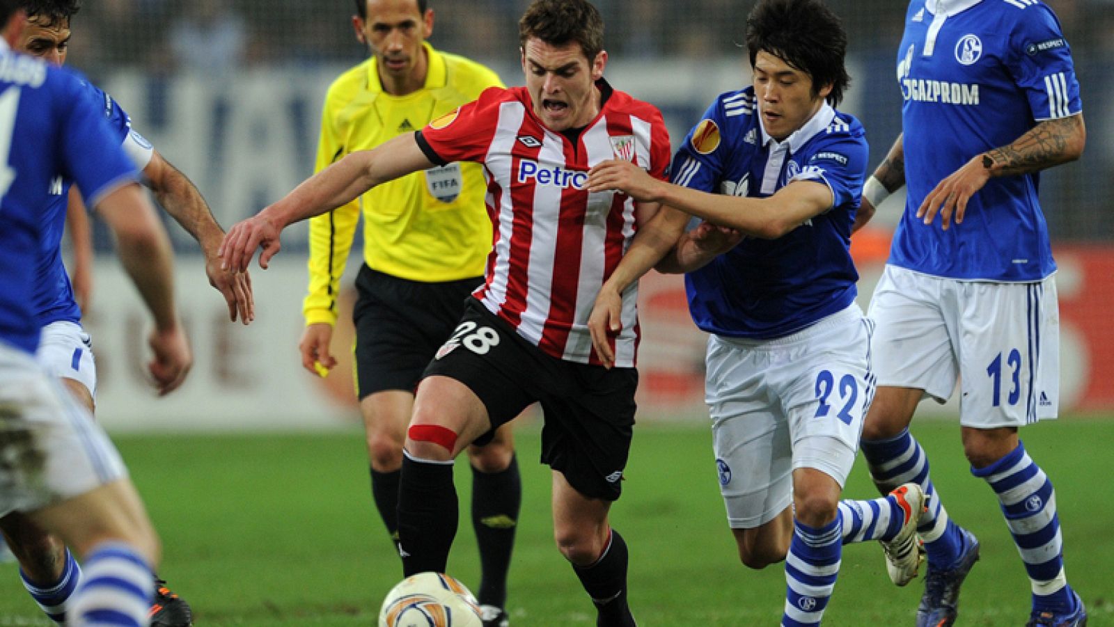 Atlético de Madrid, Athletic de Bilbao y Valencia buscan sellar su pase a semifinales ante el Hannover, Schalke 04 y AZ Alkmaar, respectivamente.