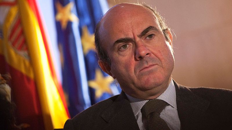 De Guindos atribuye el alza de la prima de riesgo a las "dudas" sobre Europa