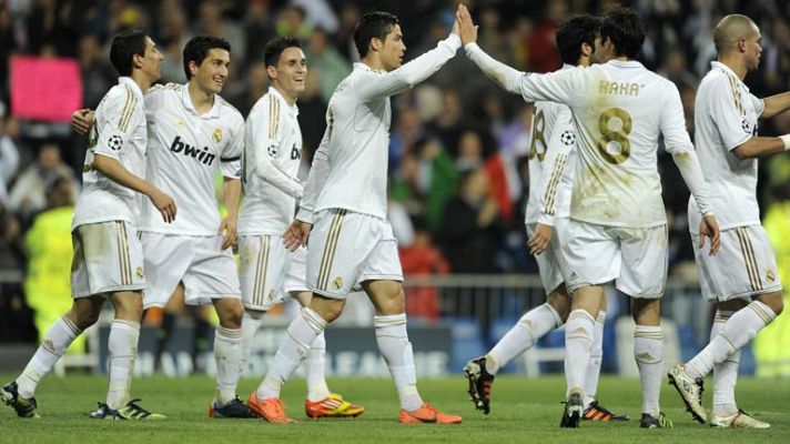 Telediario 1 - El Madrid, a semifinales goleando