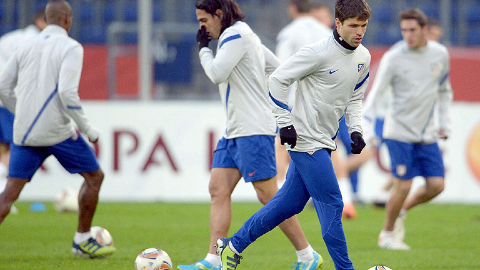 El Atlético de Madrid intentará certificar su pase a las semifinales de la Europa League, haciendo bueno el 2-1 conseguido en la ida de los cuartos ante el Hannover 96, que intentará valer su condición de anfitrión para dar la vuelta al resultado y s