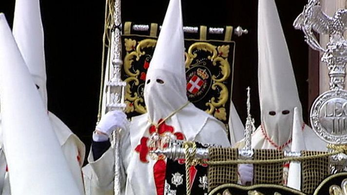 Telediario 1 - Vivencia del Viernes Santo