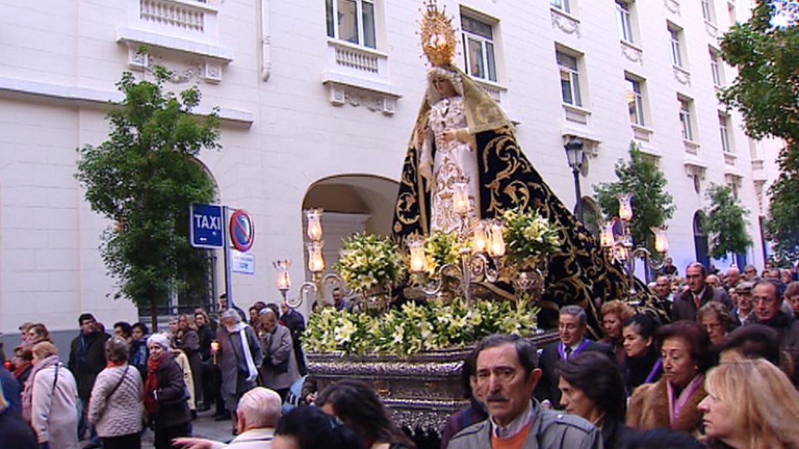 Sábado grande para las cinco cofradías de Sevilla