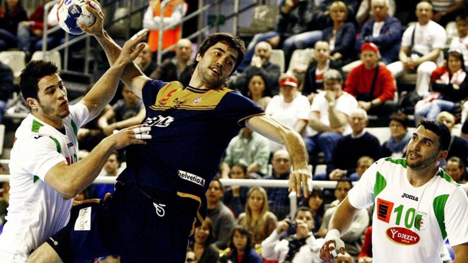 La victoria de la selección española frente a la de Argelia en el preolímpico de Alicante por 20-28 deja a los de Valero Rivera como líderes de su grupo de forma matemática.