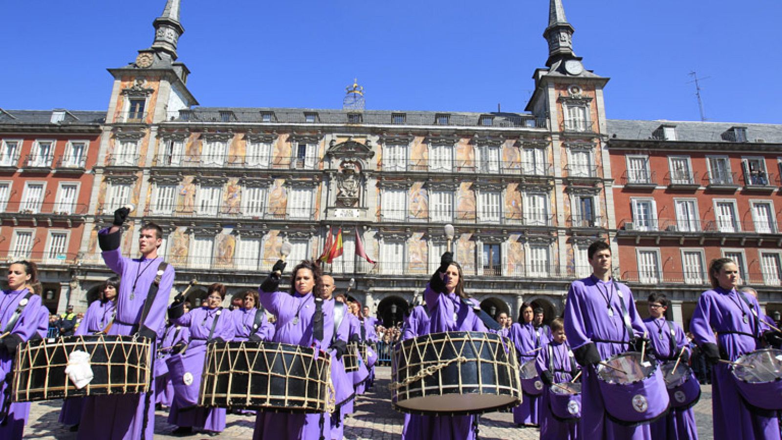 Telediario 1 en cuatro minutos - 08/04/12