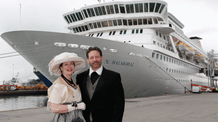 Informativo 24h - El Balmoral recrea el viaje fallido del Titánic