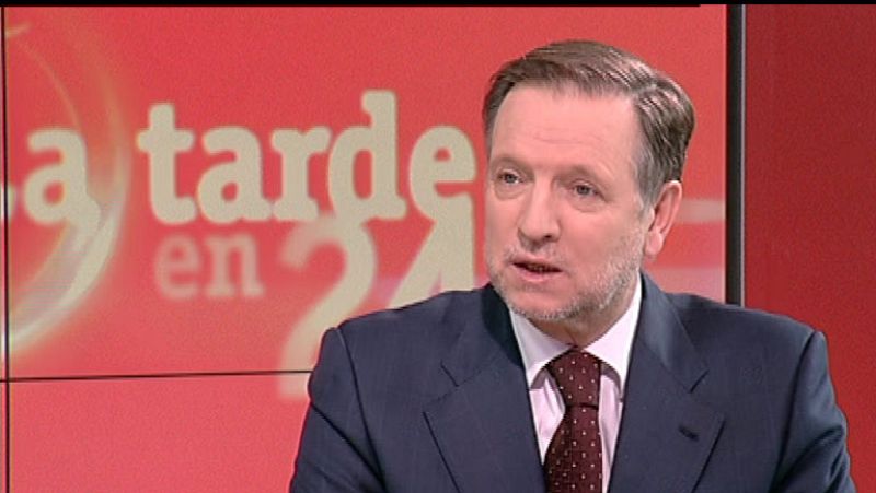 Iglesias califica de "improvisación y disparate" el recorte en sanidad y educación - La tarde en 24h | Ver