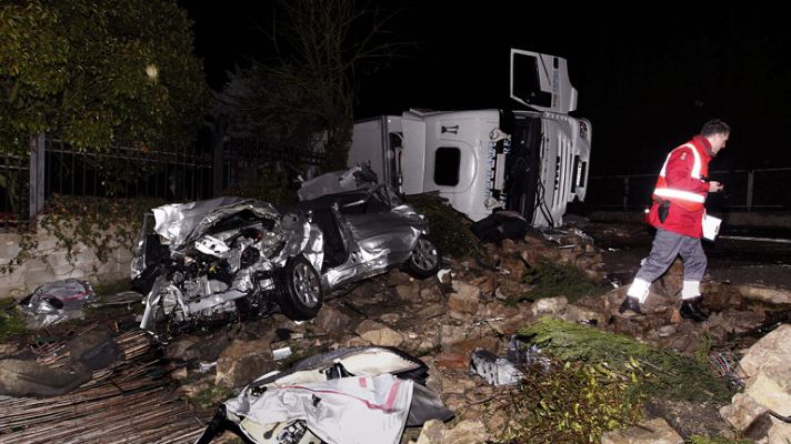 Telediario 1 - Accidentes de tráfico