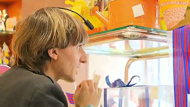 Un dispositivo electrónico conectado al cráneo permite escuchar los colores