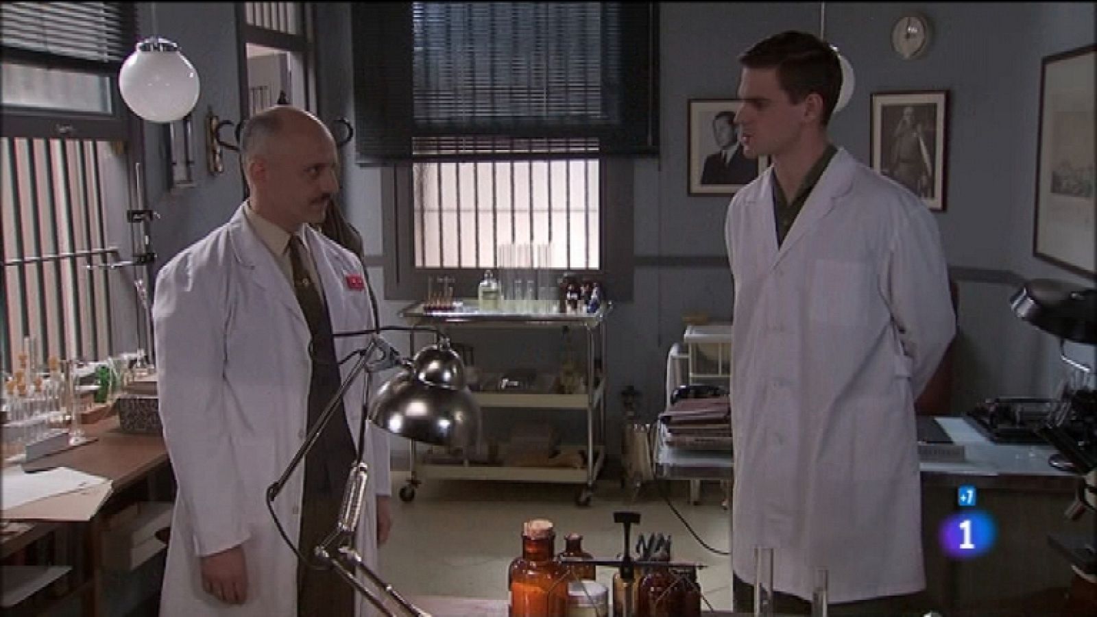 Amar en tiempos revueltos - T7 - Capítulo 151 - Armenteros descubre finalmente el origen de la infección - ver ahora