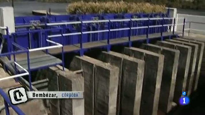 Comando Actualidad - Presas - abriendo compuertas