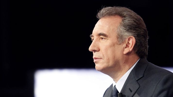 Informativo 24h - Bayrou: "España está obligada a renunciar a lo esencial, a la solidaridad"