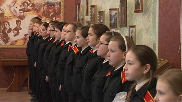 Telediario 1 - Escuelas militares de Rusia