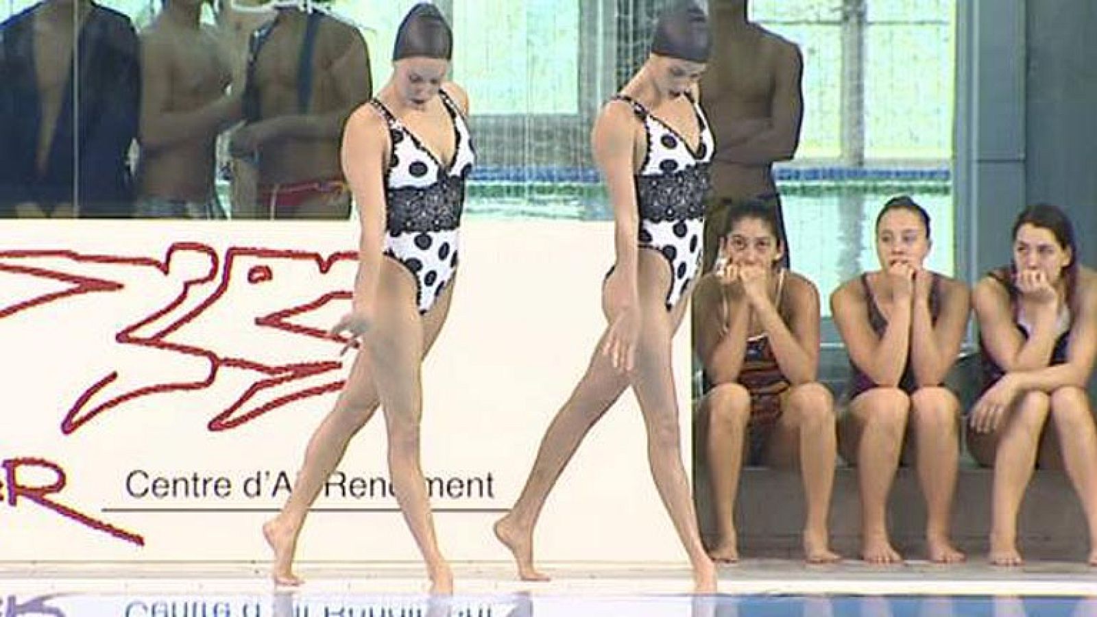 El dúo de sincronizada presenta su ejercicio