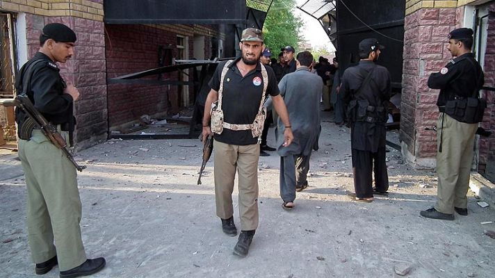 Informativo 24h - Fuga en una cárcel de Pakistán