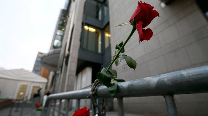 Telediario 1 - Noruega, ante su tragedia nacional