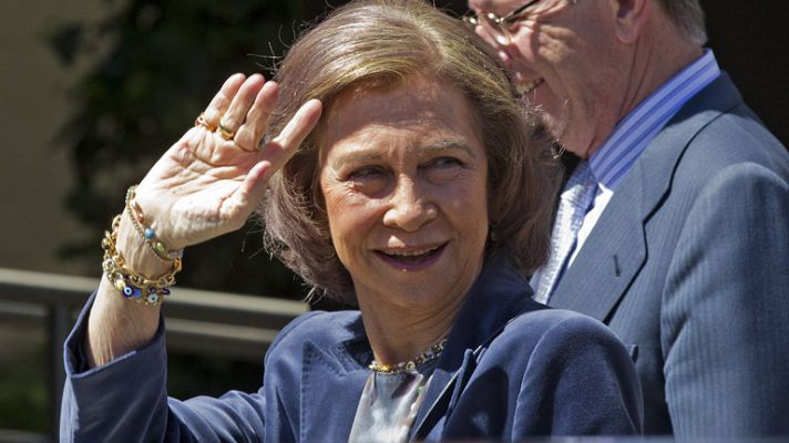 Informativo 24h - La reina, tras visitar al rey: su evolución es "fenomenal" y pronto recibirá el alta