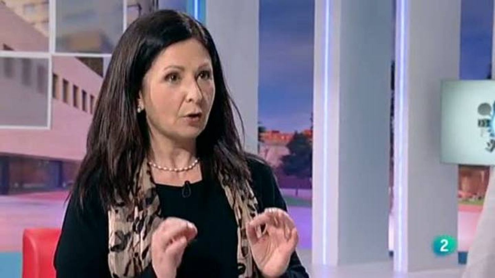 Para todos La 2 - Comunicación no verbal - Lenguaje y emblemas