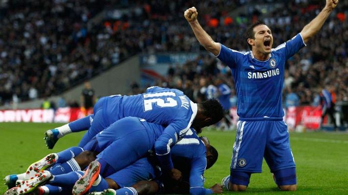 Telediario 1 - Un Chelsea crecido espera al Barça