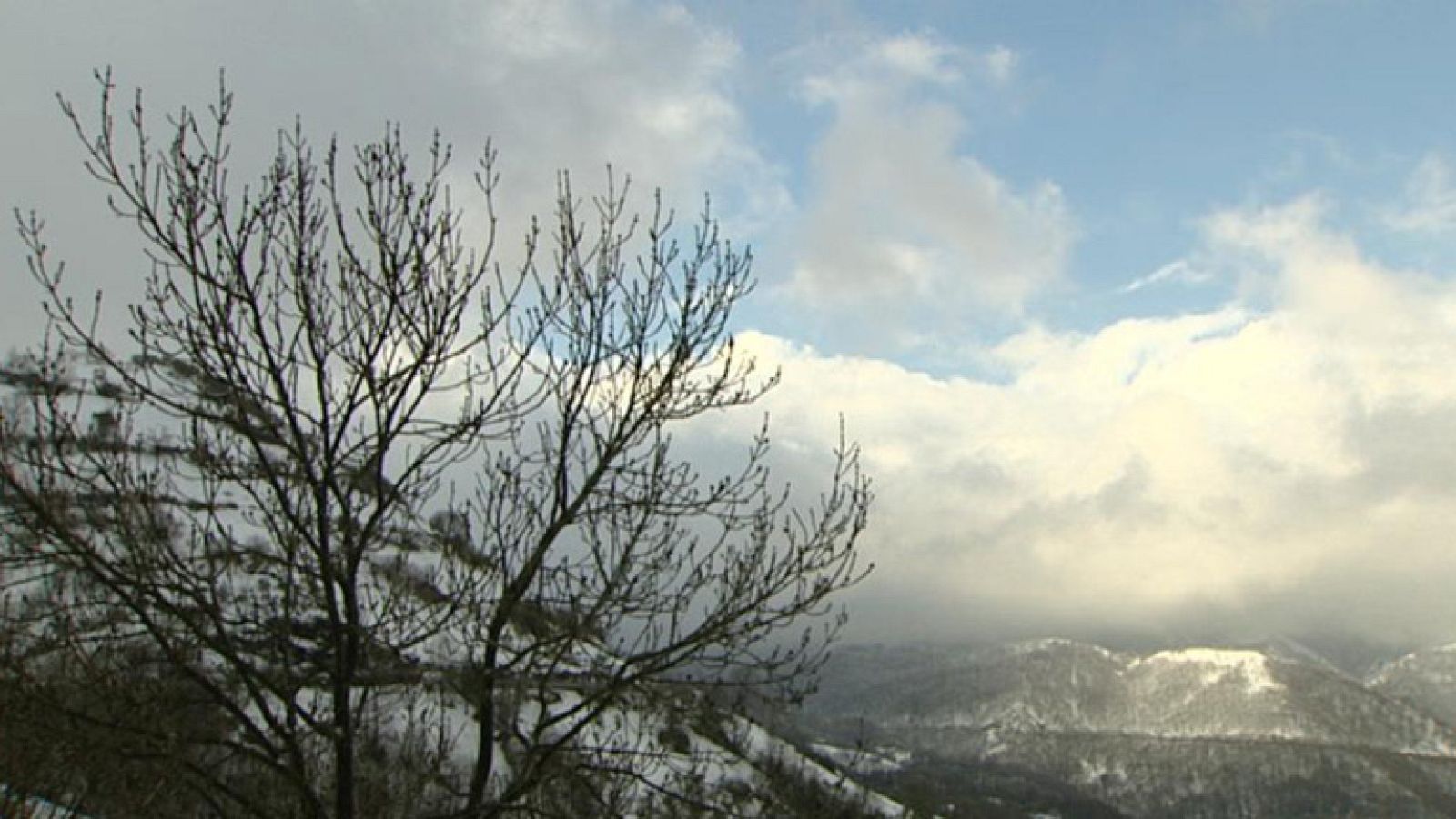 Viento fuerte en el norte y este peninsular y temperaturas en ascenso