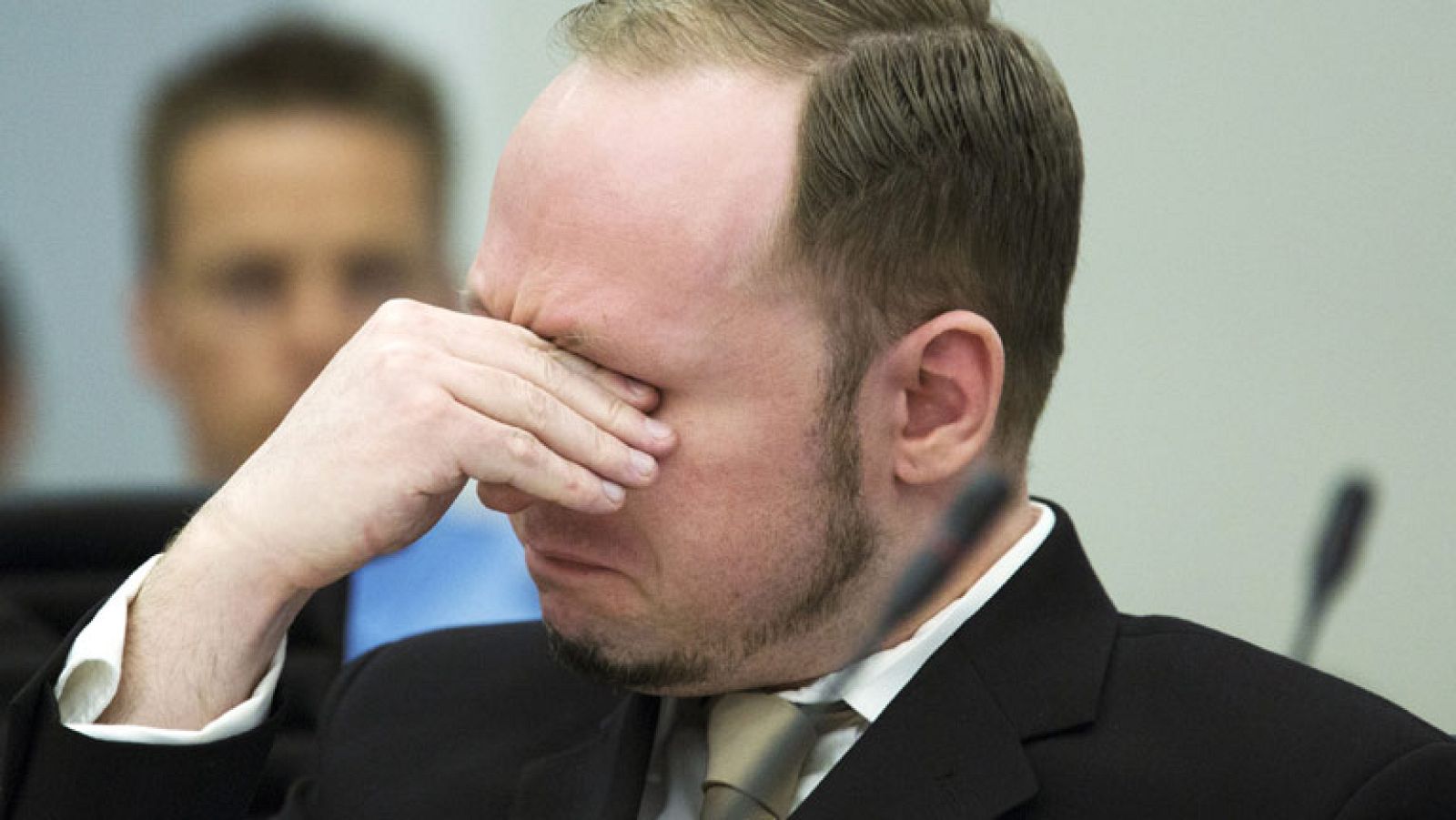 Breivik dice que  actuó en defensa propia