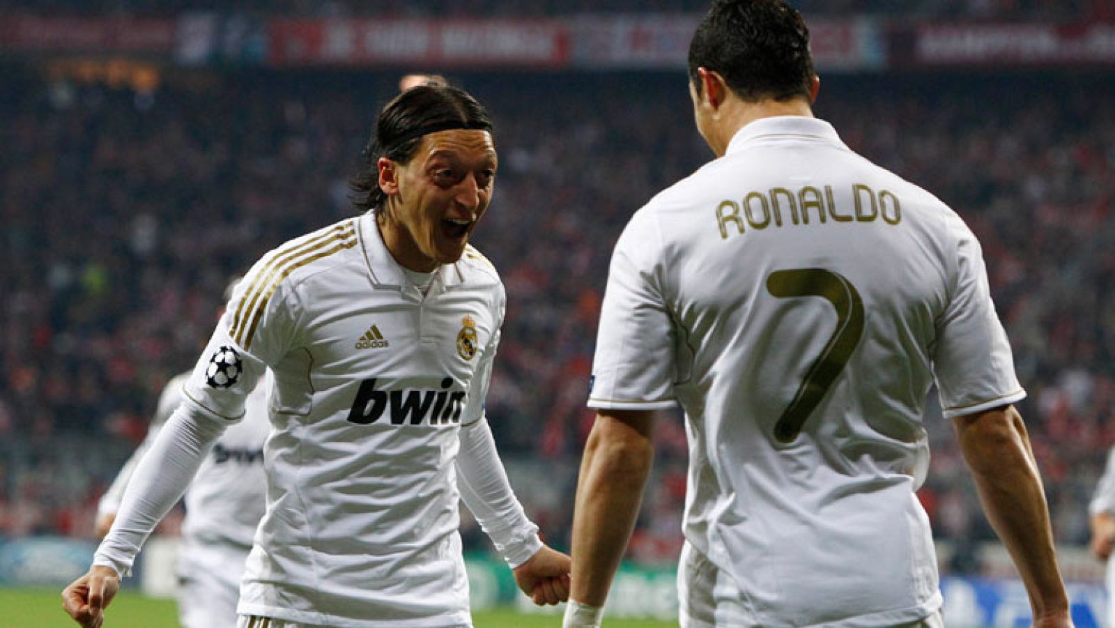 Özil firma el empate (1-1) | Ver