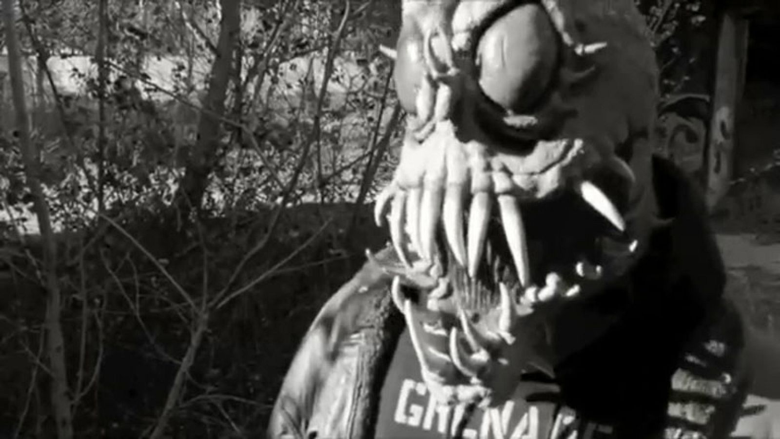 El teniente Nick Turbo contra los reptiles del espacio