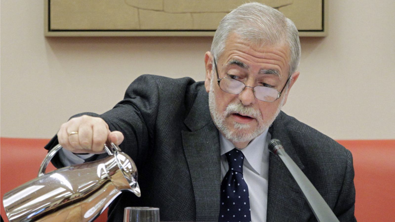 El Gobierno confirma que intervendrá las autonomías que reconozcan su insolvencia