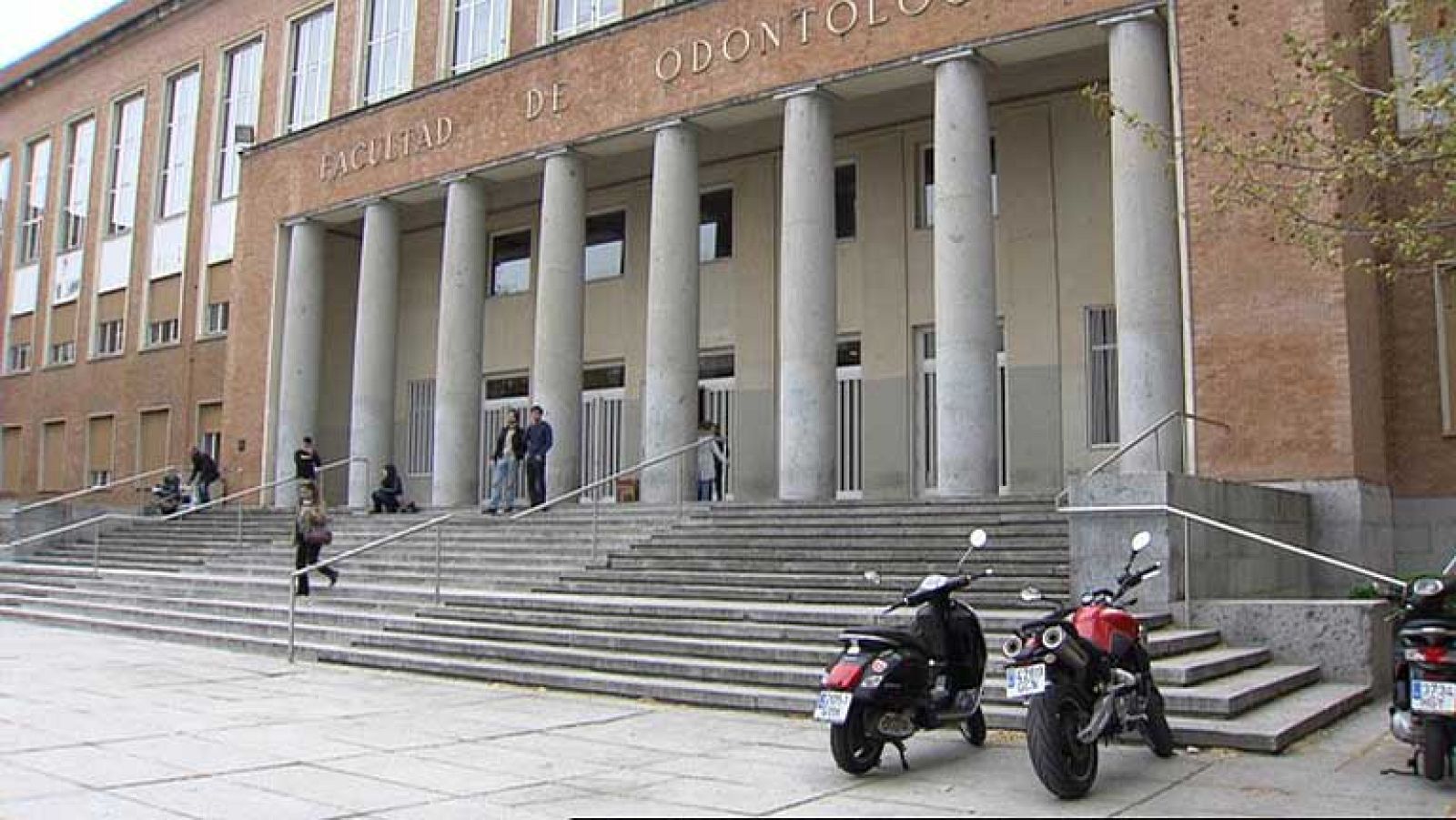 Nuevas medidas de recortes de gastos para la Universidad y subida de tasas